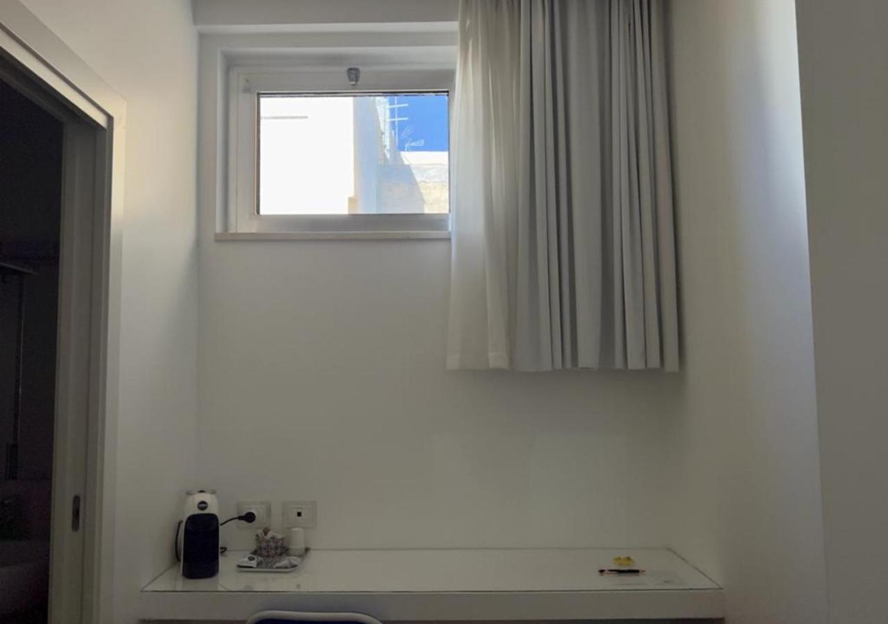 Copacabana Hotel Design Margherita Di Savoia Rum bild